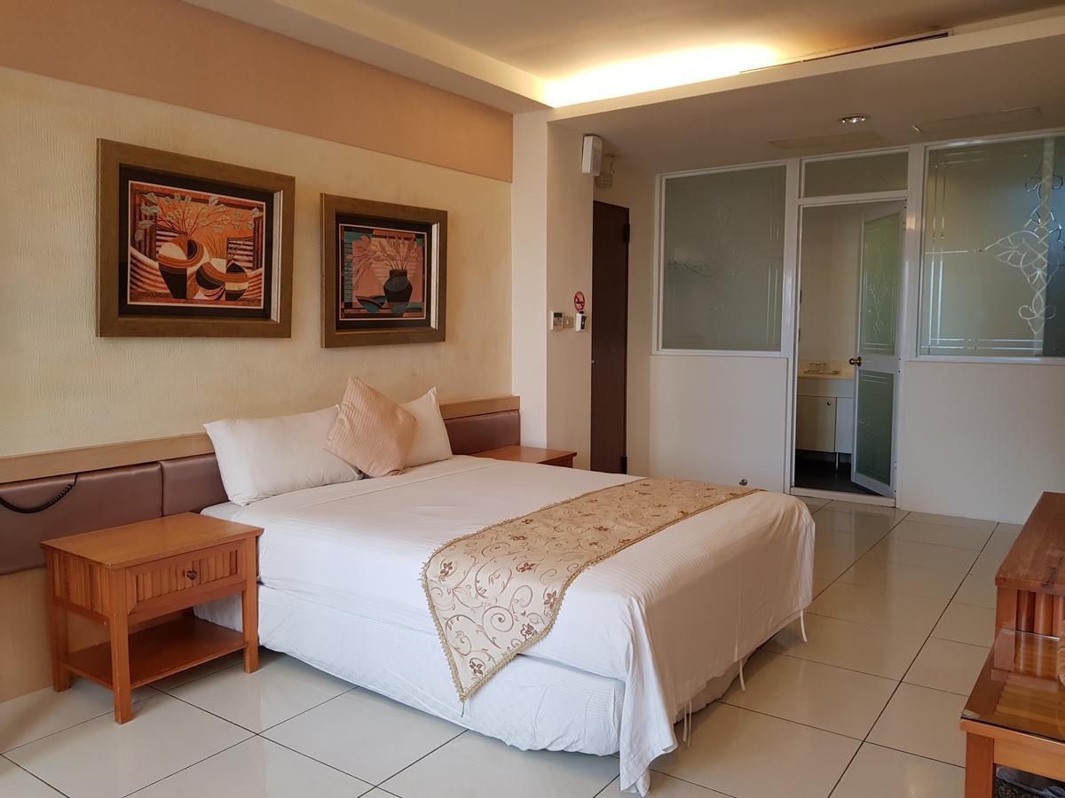 Sunshine Liv. Apartment Nanwan Bagian luar foto